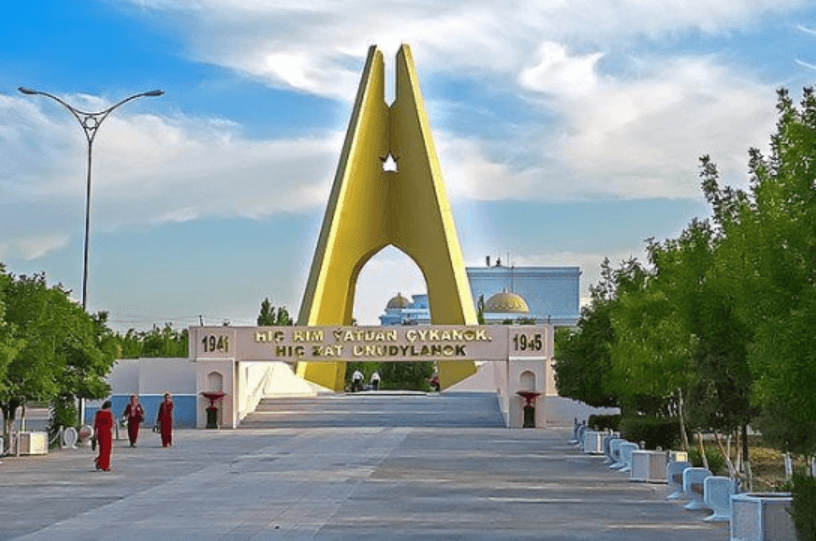 Ветеранов ВОВ поздравили в Дашогузском велаяте 