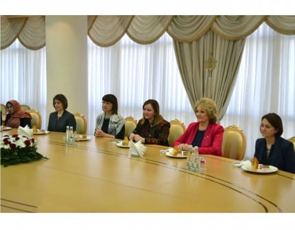 В Туркменистане поздравили женский состав руководителей дипмиссий и международных организаций 