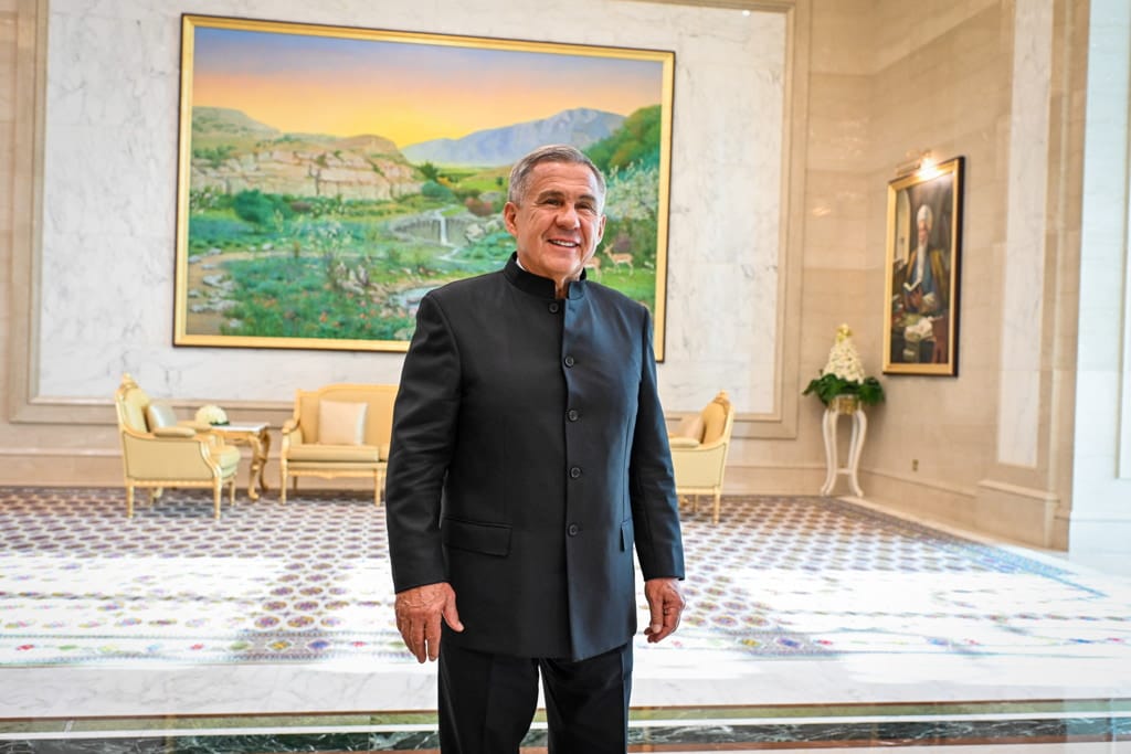 Minnihanow iş sapary bilen Türkmenistana geldi