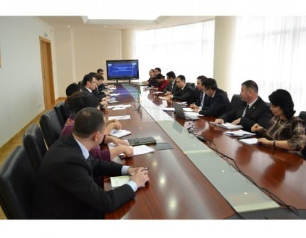 Возможное воздействие на регион глобального кризиса, вызванного пандемией, обсуждено на встрече в МИД Туркменистана