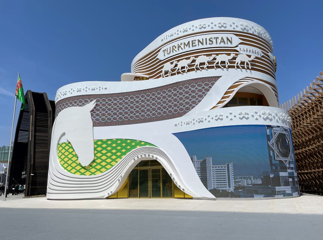 Туркменистан и Япония обсудили укрепление межпарламентского сотрудничества