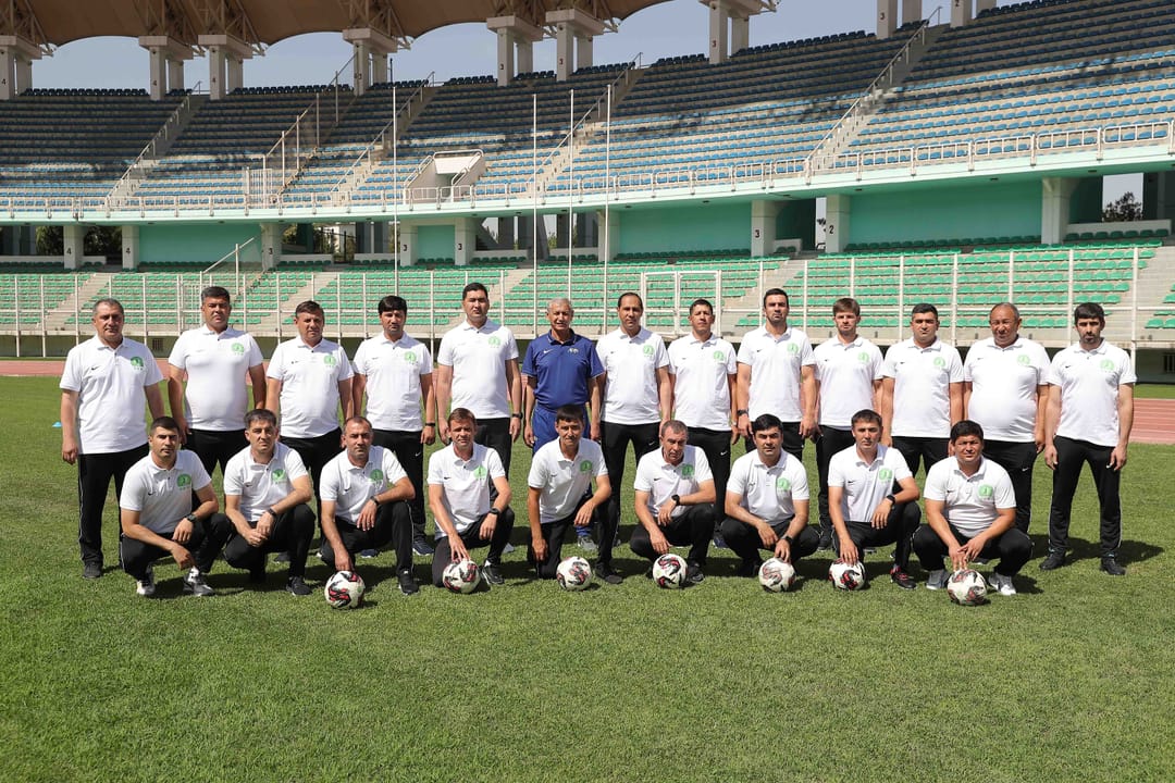 Ахмед Атаев проходит обучение на соискание тренерской лицензии АФК категории «А»