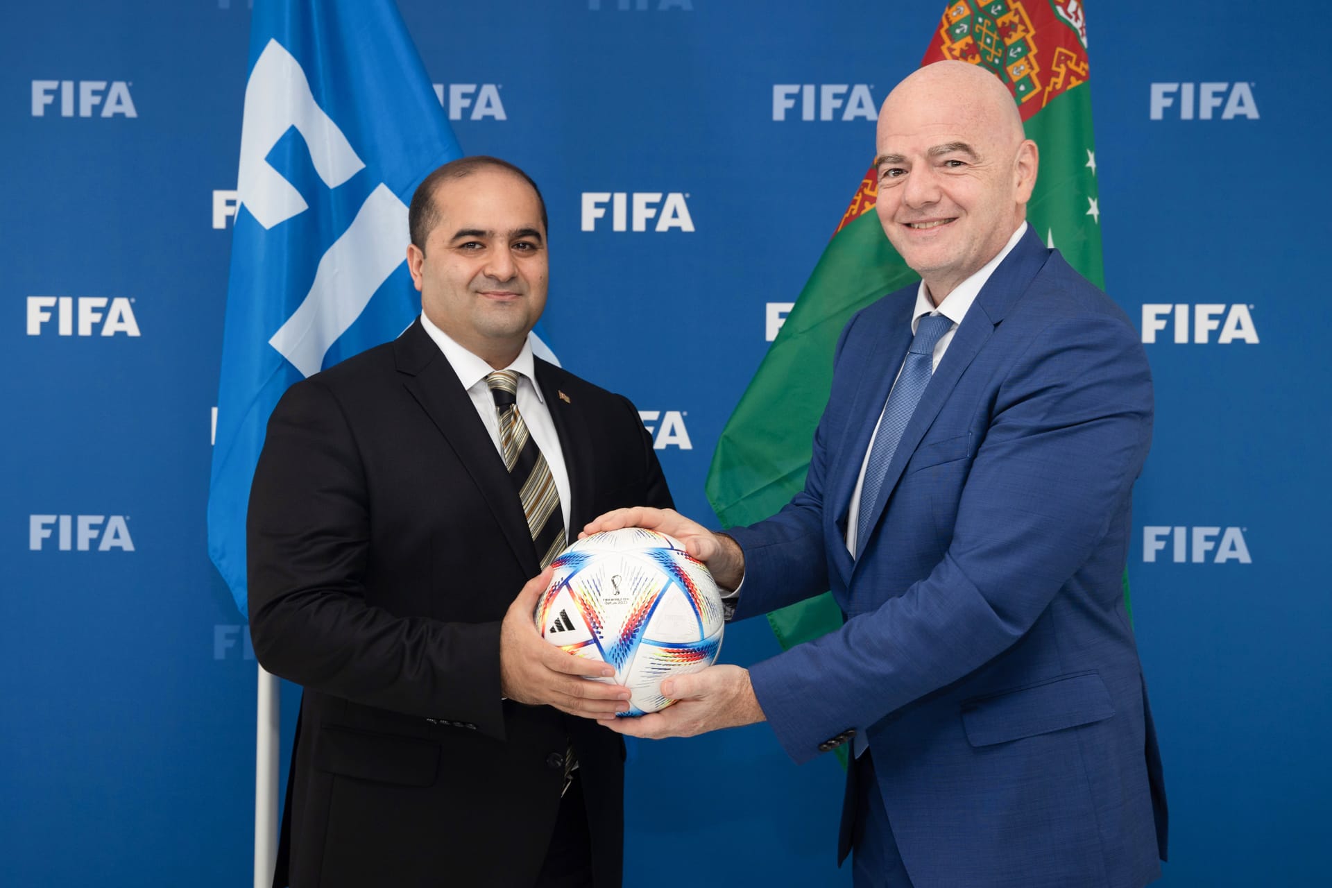 TFF-niň başlygy FIFA-nyň prezidenti Janni Infantino bilen duşuşdy