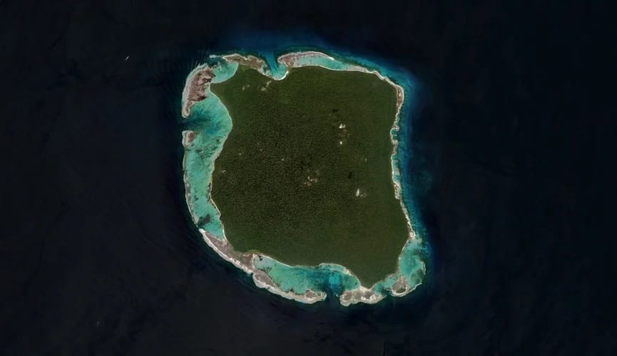 Американца обвиняют в незаконном контакте с одним из самых изолированных племен мира