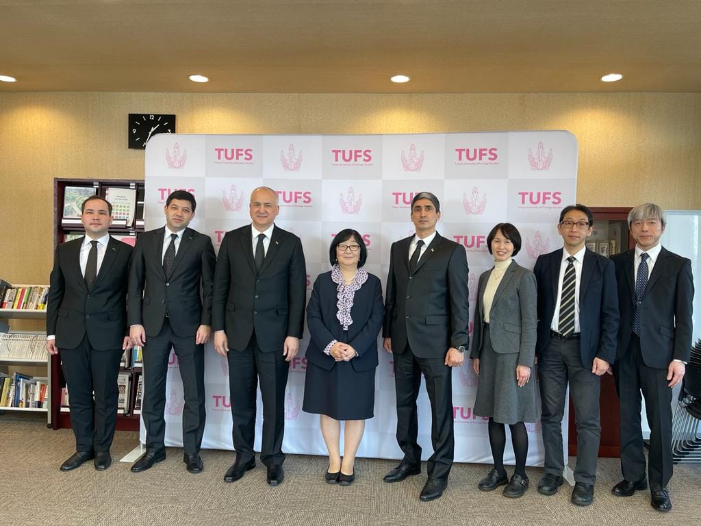 A round table on the initiative promoted by Turkmenistan "Dialogue is a guarantee of peace" was held at the University of Tokyo