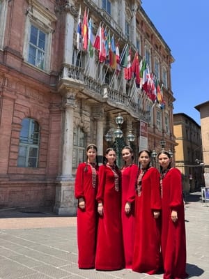 Студенты туркменского вуза изучают итальянский язык и культуру в Перуджи