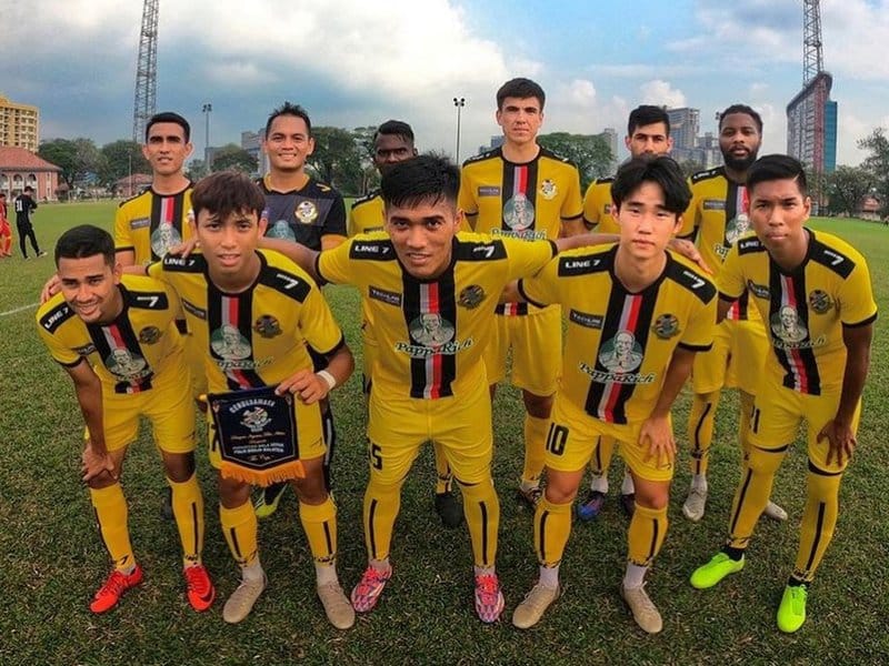 Два футболиста сборной Туркменистана тренируются в составе малайзийского клуба