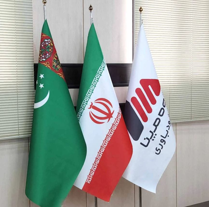 Gurbanguly Berdimuhamedow Eýranyň «Mapna Group» senagat toplumy bilen tanyşdy 