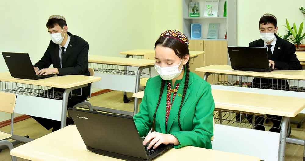 Türkmenistanly mekdep okuwçylar halkara bäsleşikde 5 medal gazandylar