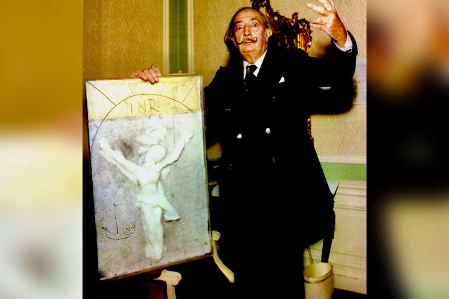 Dali's sculpture, which was considered destroyed, was found 40 years later