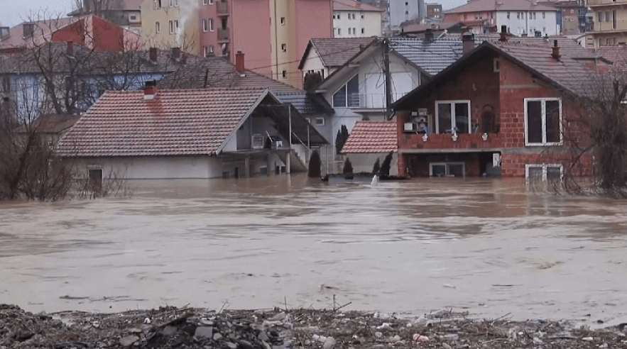 Balkan ýurtlaryny sil basdy, Argentina guraklykdan ejir çekýär