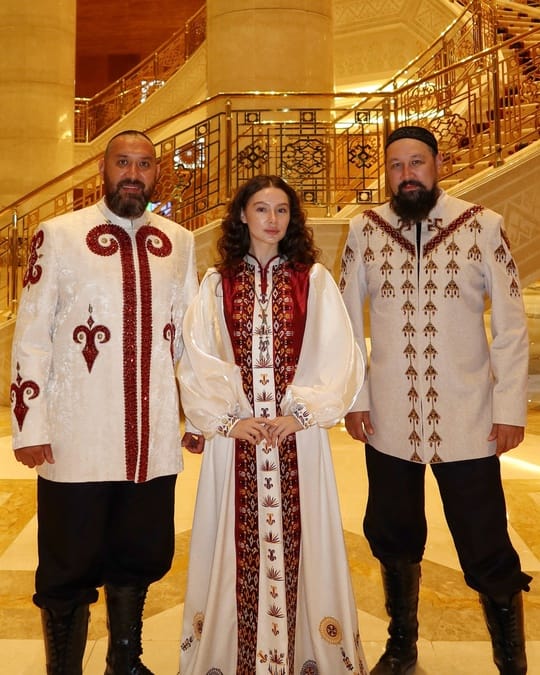 Группа Ay Yola поблагодарила Туркменистан за теплый прием