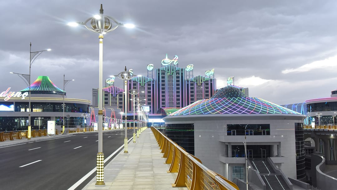 Малооблачно и до 27 градусов тепла ожидается в Ашхабаде в четверг