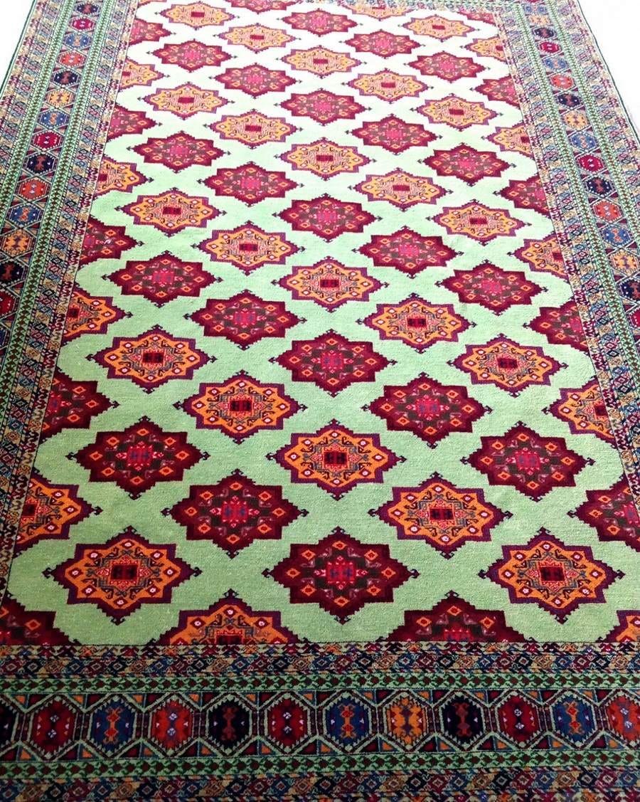 Carpet weavers from Dashoguz velayat started creating new carpet canvases