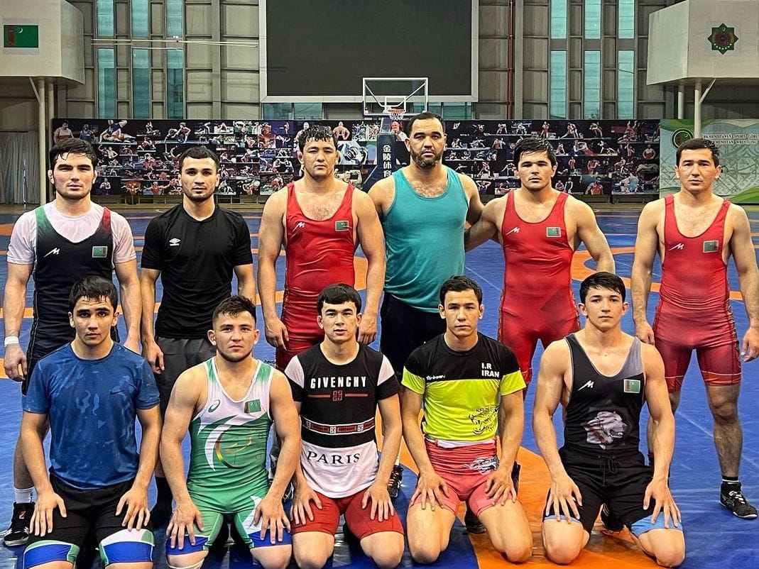 Туркменские борцы вольного стиля примут участие в чемпионате Азии по борьбе