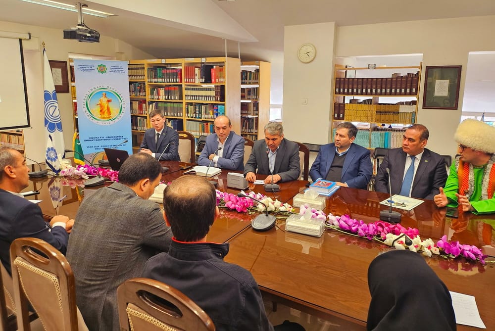 Посольство Туркменистана в Тегеране провело мероприятие к 300-летию Махтумкули Фраги