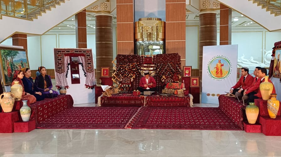 Arkadag şäheriniň muzeýinde Magtymguly Pyraga bagyşlanan duşuşyk geçirildi