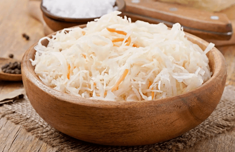 Türkmen akademisyen lahana turşusunun faydalarını anlattı