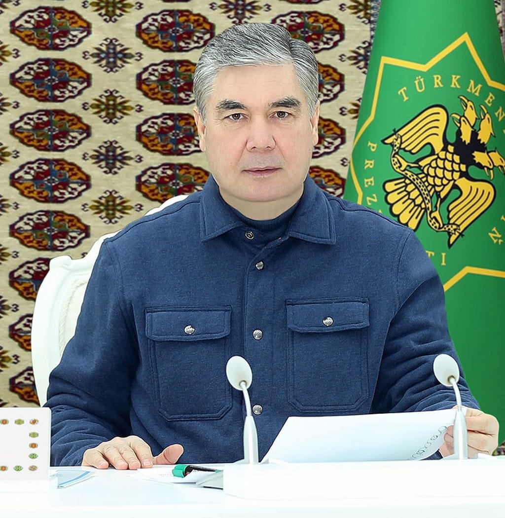 President of Turkmenistan extended deadline to local enterprises building Akhal City