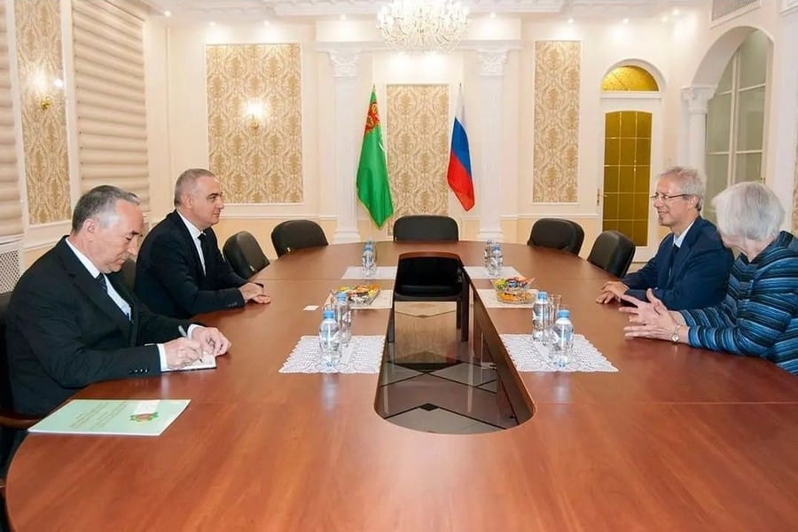 Послы Туркменистана и Кипра в России обсудили развитие двусторонних отношений