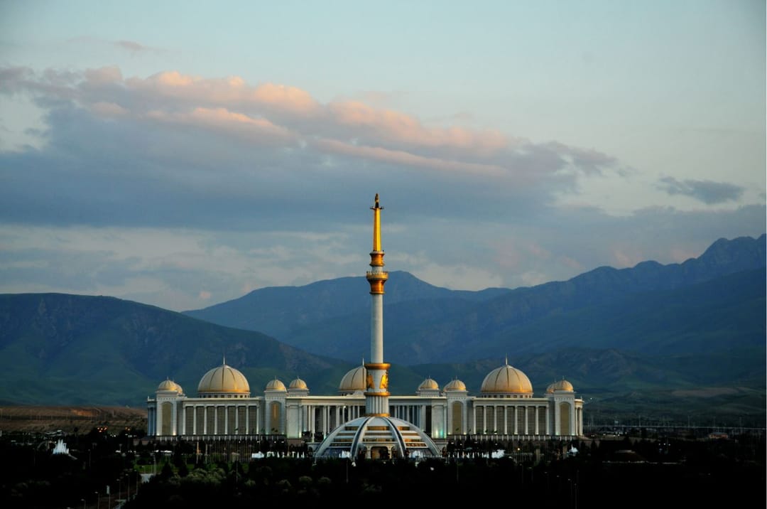 На предстоящую неделю в Туркменистане прогнозируется теплая погода