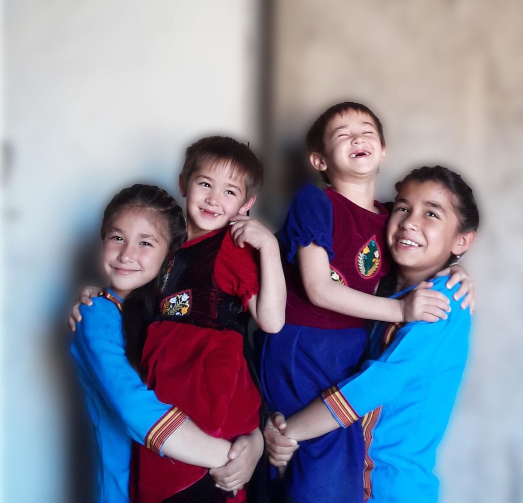 Каково это быть мамой двух пар близнецов