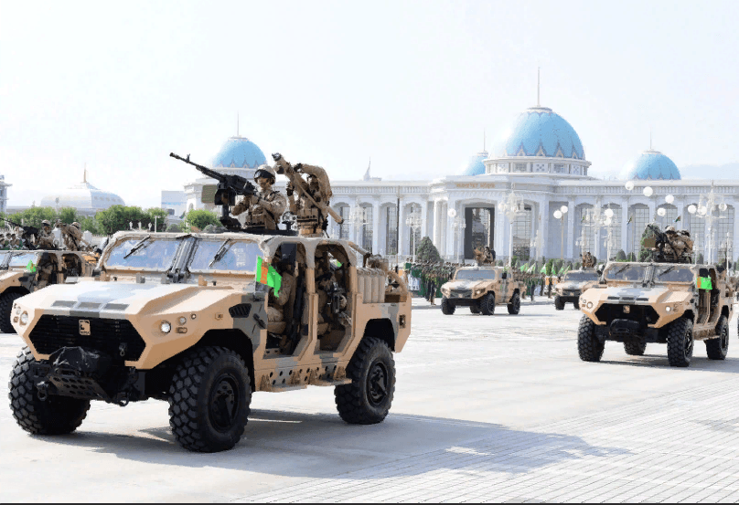 Бердымухамедов: «Предстоящий военный парад должен продемонстрировать оснащённость Вооружённых Сил»