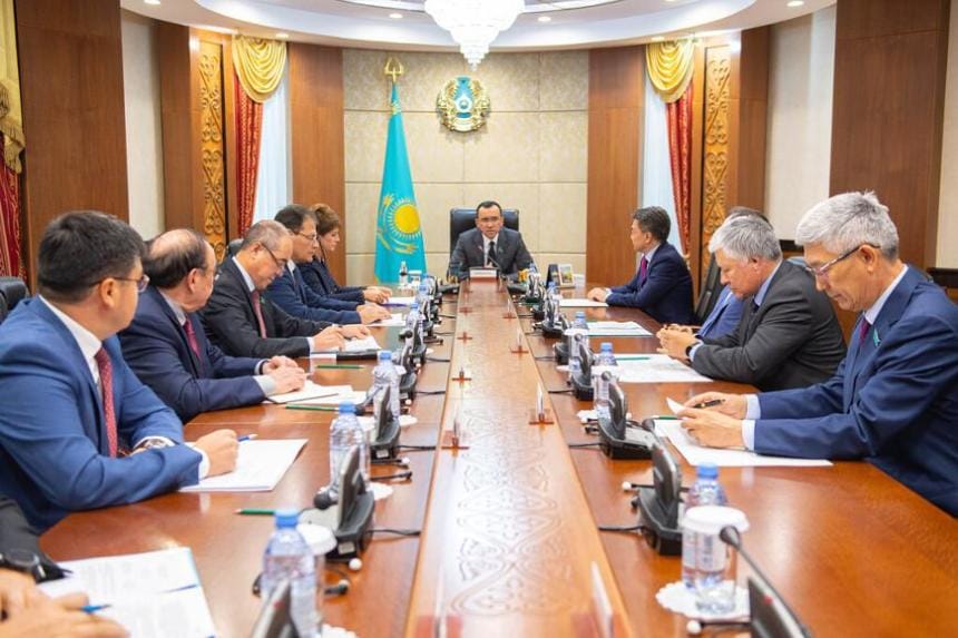 Gazagystanyň Senaty Hazar deňzinde gazak-türkmen serhediniň kesgitlenilmegi baradaky meselä sereder