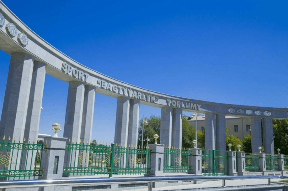 В Ашхабаде прошел спортивно-музыкальный марафон для детей с особенностями в развитии