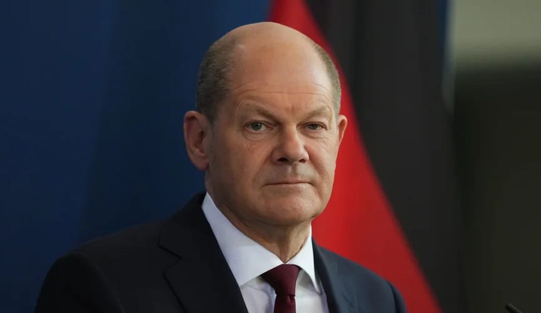 Almanya'daki başbakanlık seçimlerinde, Almanya Sosyal Demokrat Partisi'nin adayı mevcut başbakan Olaf Scholz oldu