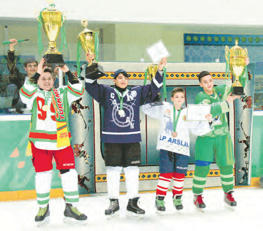 Завершилось открытое первенство спортивной школы Министерства спорта и молодёжной политики Туркменистана по хоккею