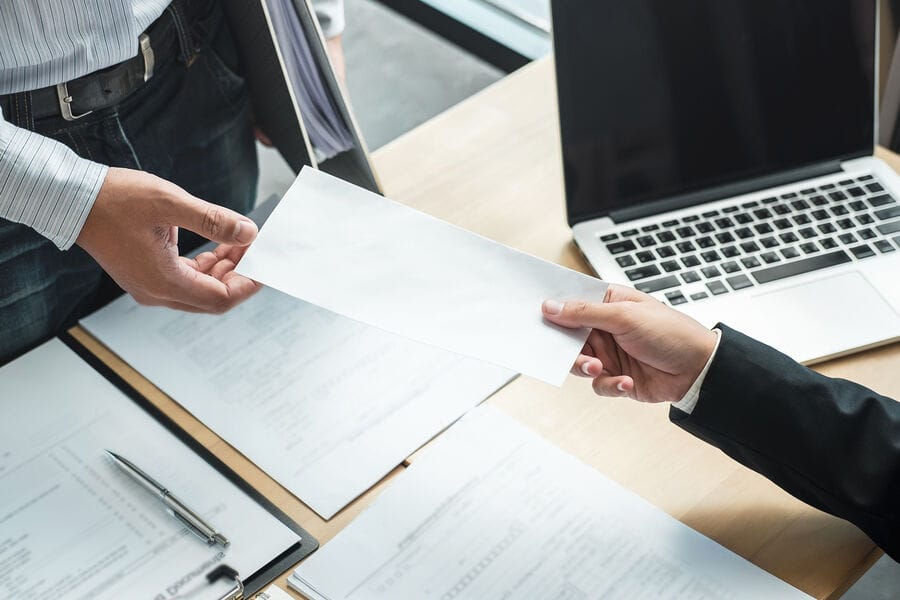 Ispaniýada iş hepdesini 37, 5 sagada çenli gysgaltmak kararyna geldiler