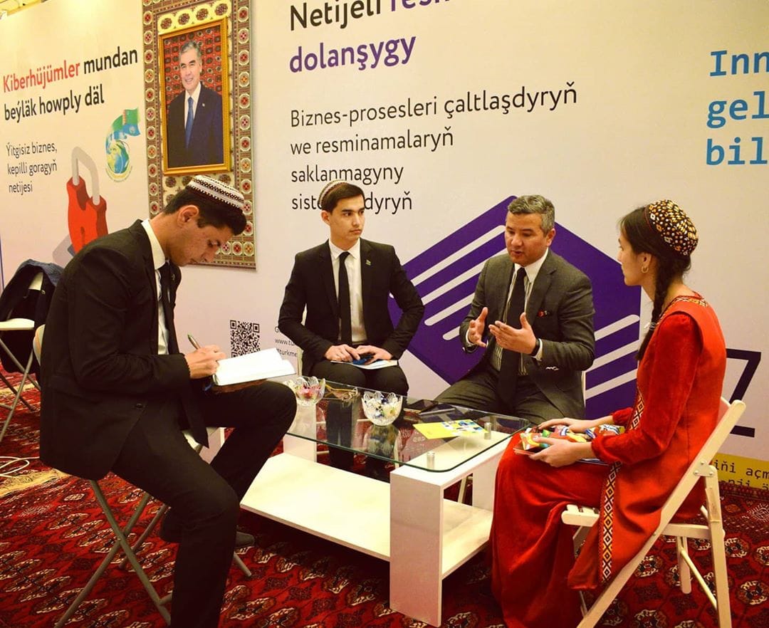 Компания «Туркмен-Транзит» представила новый проект «Zehin»