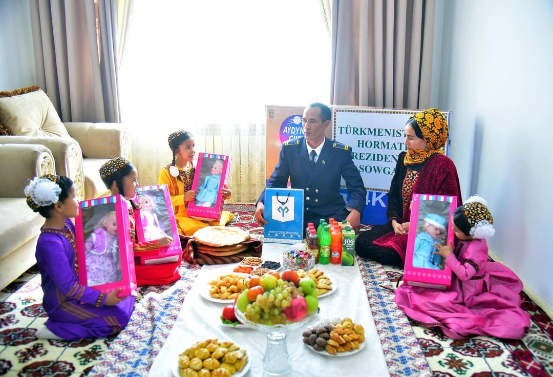 Для сотрудников Международного аэропорта Туркменабата построено 2 новых дома