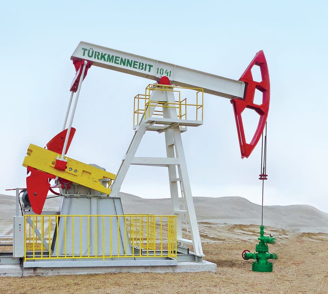 Balkan welaýatynda önüm bermeýän «gara altynly» guýular abatlanýar