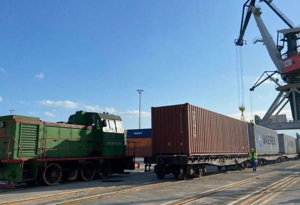 The first container train from Uzbekistan via Turkmenistan arrived in Baku