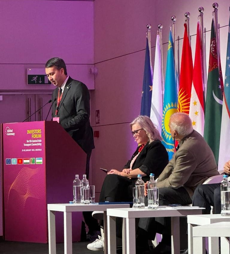 Туркменистан заявил о готовности стать транспортным хабом между Европой и Азией