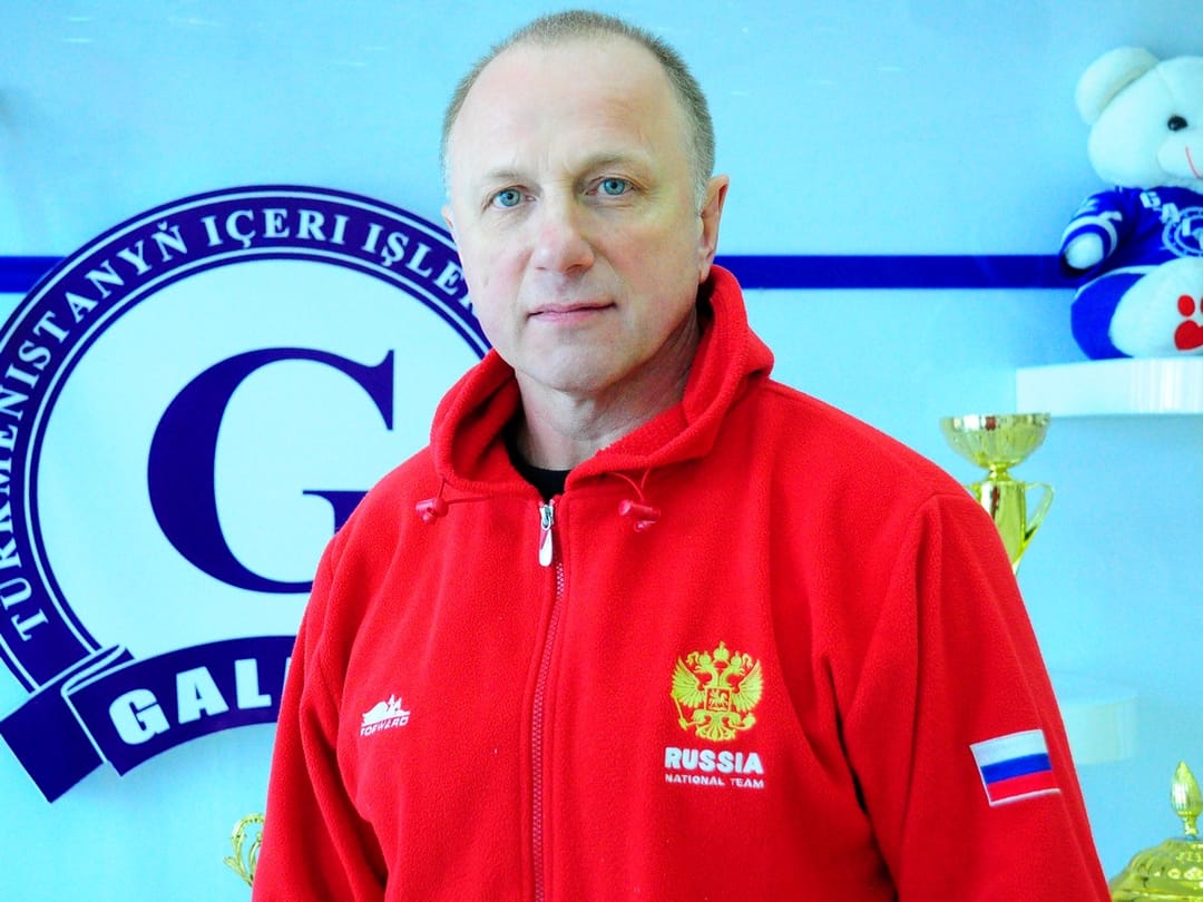 Тренер-консультант сборной Туркменистана Сергей Немчинов получил назначение в КХЛ