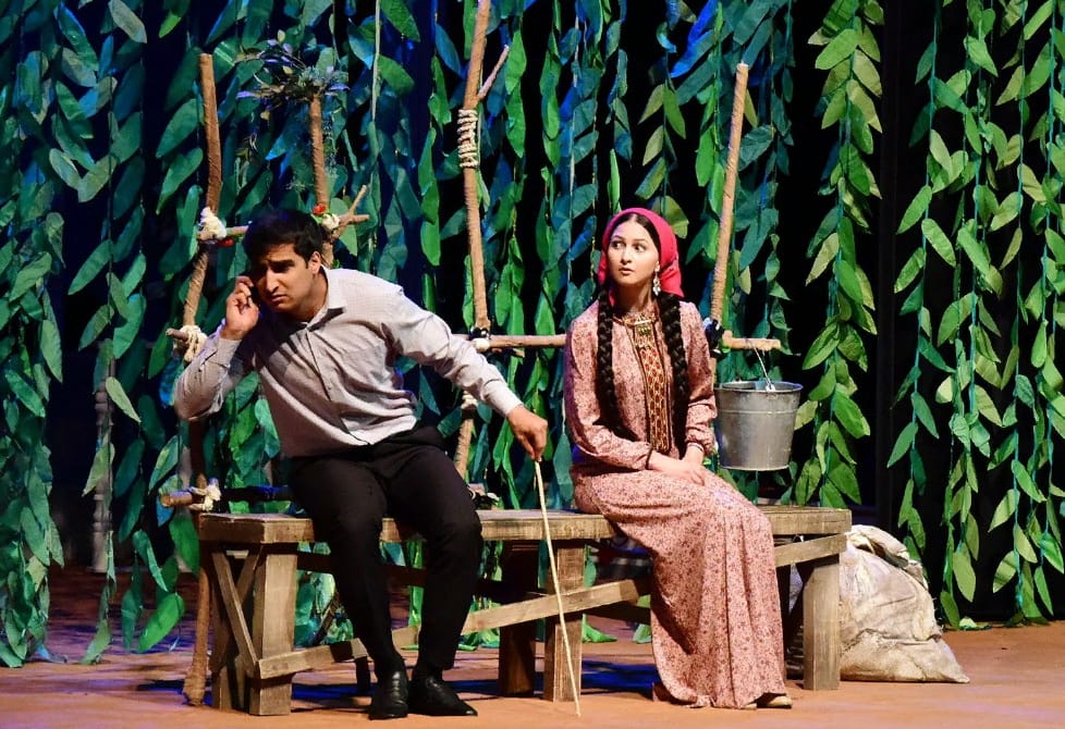 Артисты ашхабадского театра находятся на гастролях в Мары