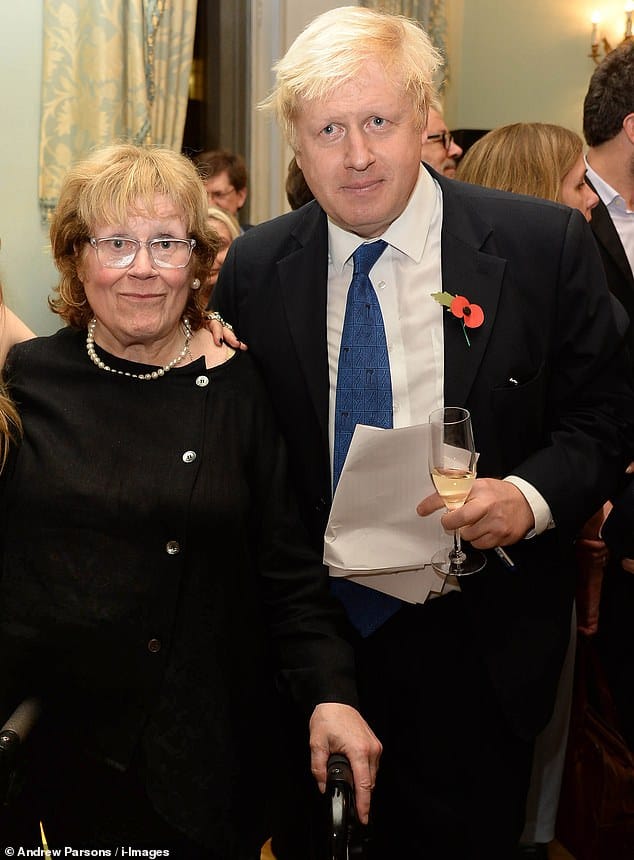 Бердымухамедов выразил соболезнование Борису Джонсону в связи с кончиной его матери