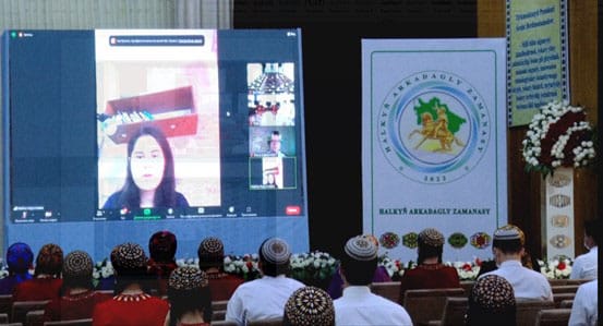 В Туркменистане наградили победителей I Международной олимпиады по английскому языку