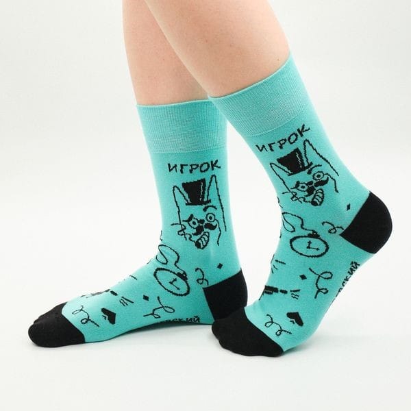 St.Friday Socks выпустил «достоевские носки» к юбилею писателя