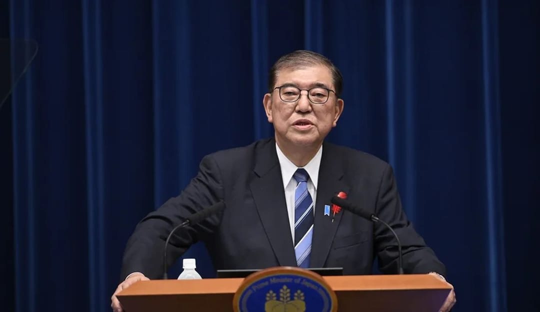 Ýaponiýanyň Premýer-ministriniň awtoulagy ýol-ulag hadysasyna uçrady