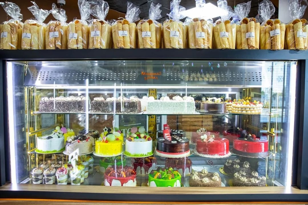 The confectionery chain Zyýat Hil accepts orders for the production of children's cakes