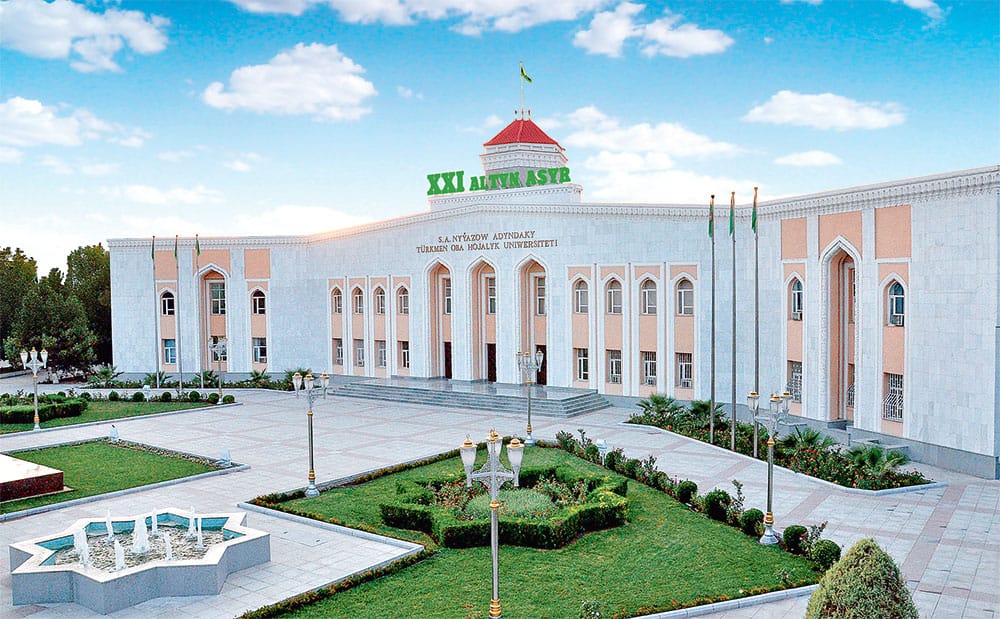 S.A.Nyýazow adyndaky TOHU «Açyk gapylar» günlerine çagyrýar