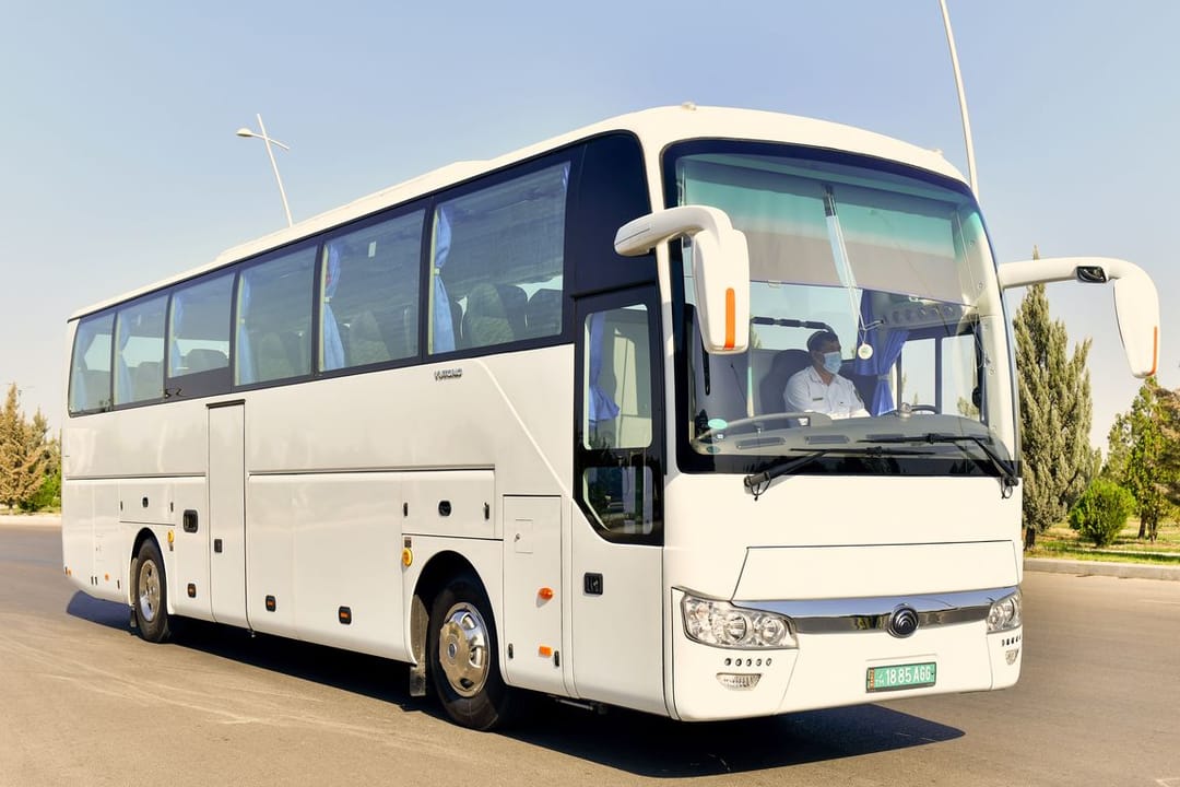 В Туркменистане запустили автобусное сообщение между Ашхабадом, Серахсом и Арчманом