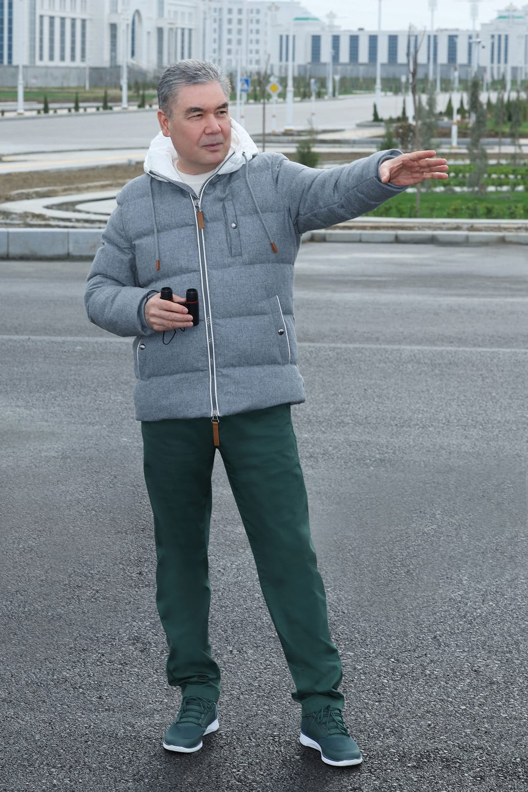 Gurbanguly Berdimuhamedow Arkadag şäherine iş saparyny amala aşyrdy