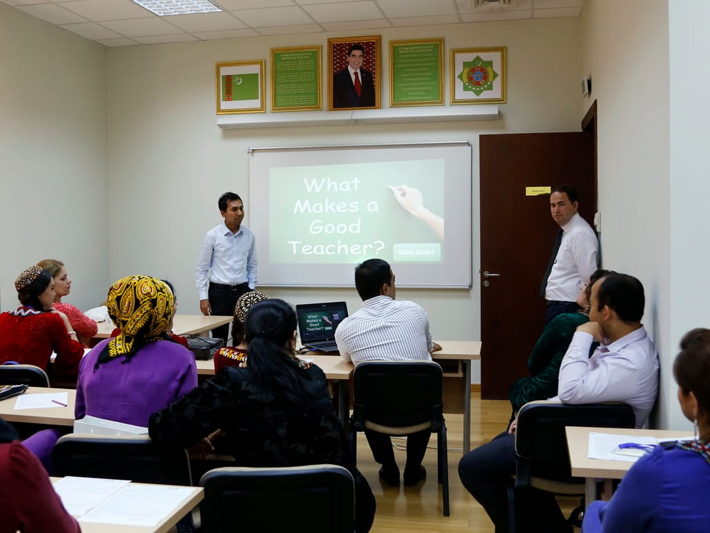 Учителя английского языка Туркменистана приглашаются пройти онлайн-курс 