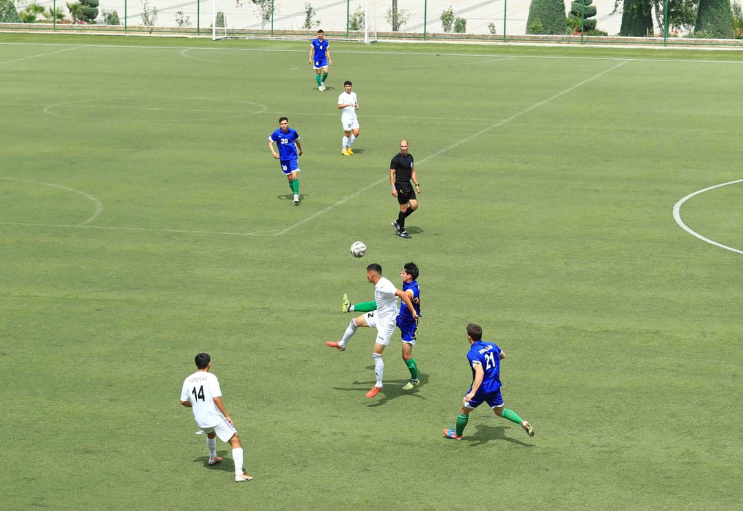 «Кервен», «Хасыл» и «Копетдаг» одержали победы в турнире Центральной зоны первой лиги Туркменистана по футболу