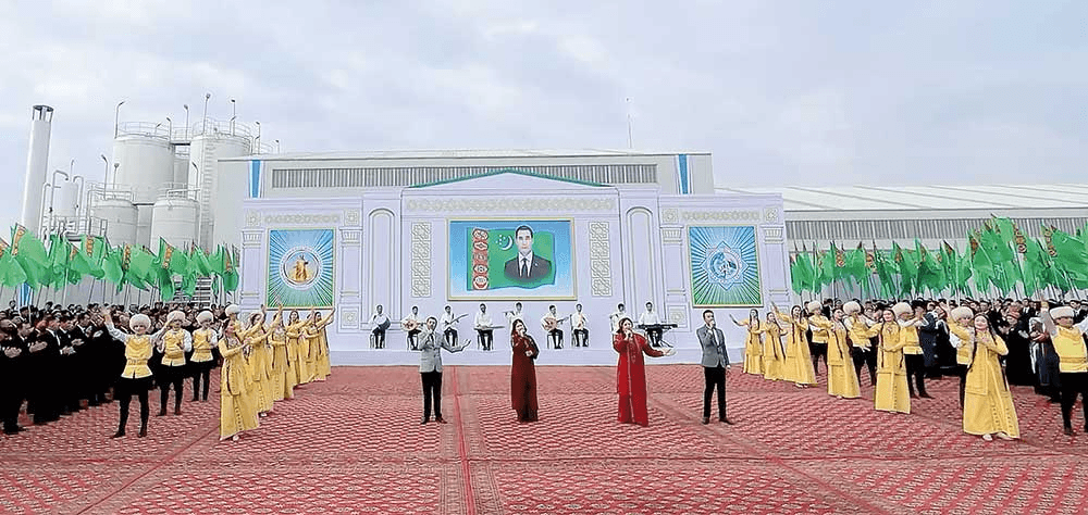 Dänew etrabynda çalgy ýaglary öndürilip başlady